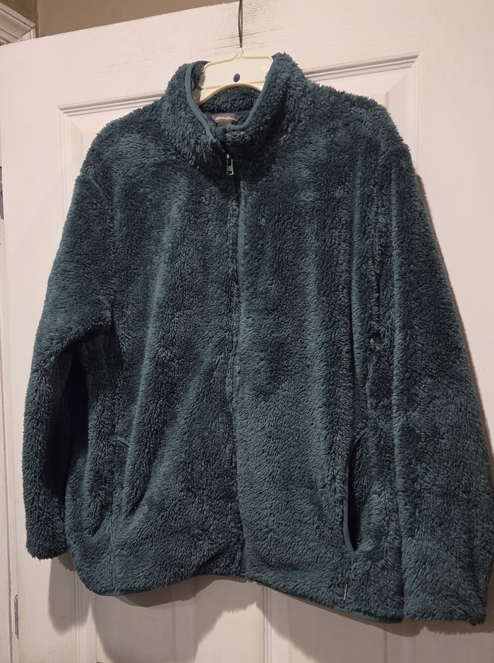 EDDIE BAUER FLEECE JACKET